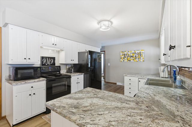 1312 WEAVER DR, Columbia, MO 65203