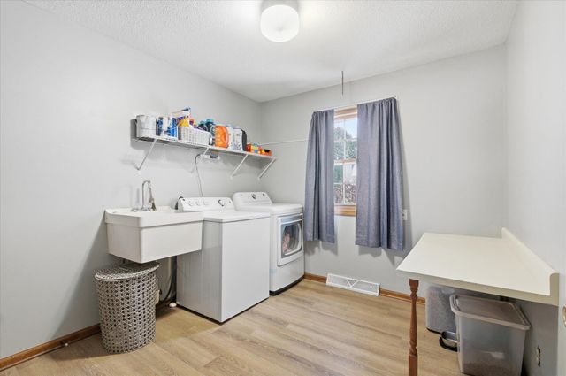 1312 WEAVER DR, Columbia, MO 65203