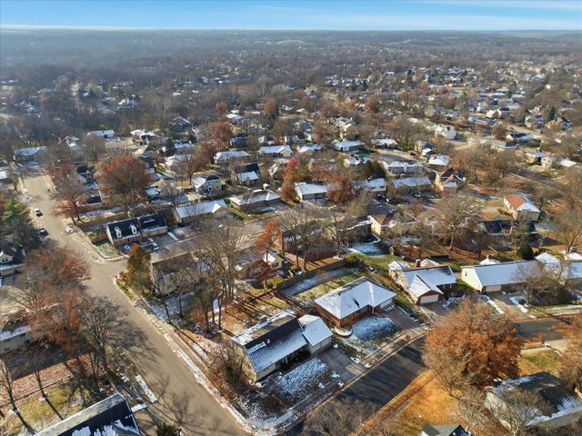 1312 WEAVER DR, Columbia, MO 65203