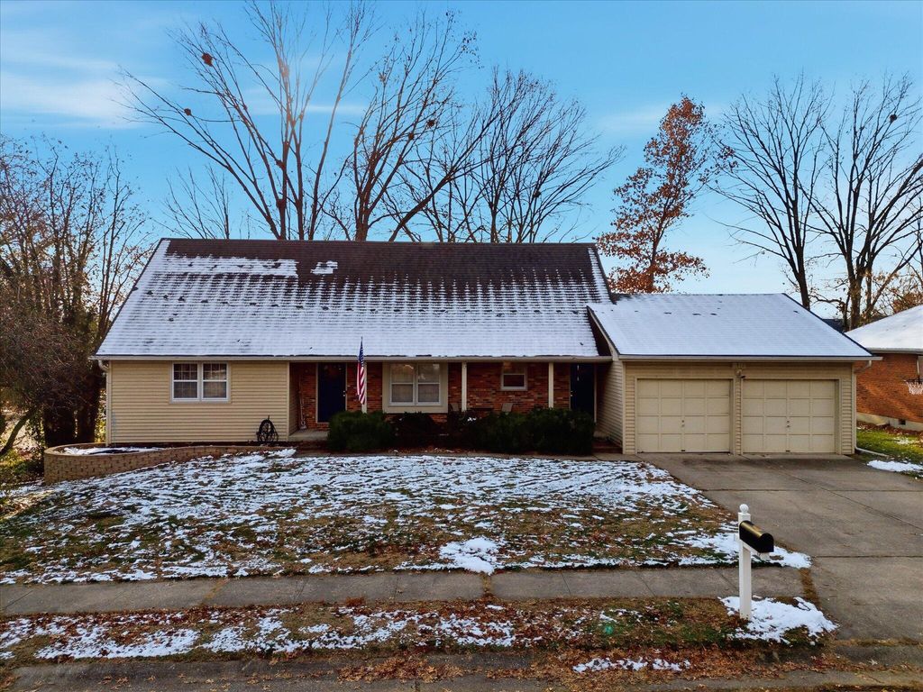 1312 WEAVER DR, Columbia, MO 65203