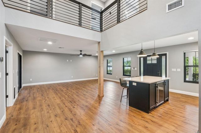4777 CR 306A, Lake Panasoffkee, FL 33538