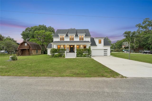 4777 CR 306A, Lake Panasoffkee, FL 33538