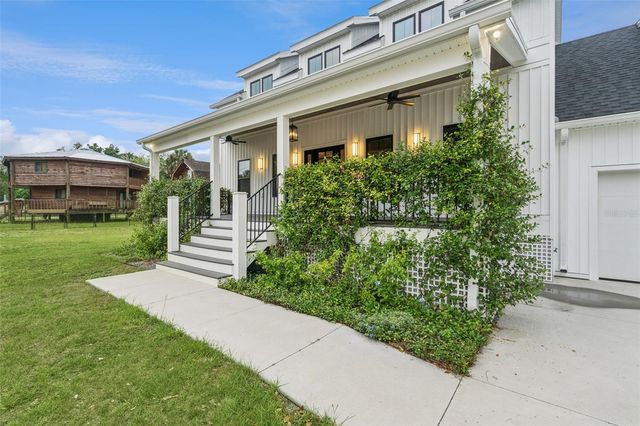 4777 CR 306A, Lake Panasoffkee, FL 33538