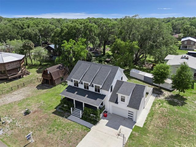 4777 CR 306A, Lake Panasoffkee, FL 33538