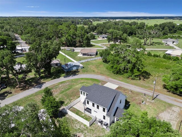 4777 CR 306A, Lake Panasoffkee, FL 33538