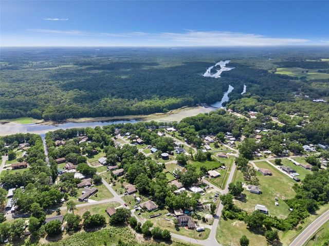 4777 CR 306A, Lake Panasoffkee, FL 33538