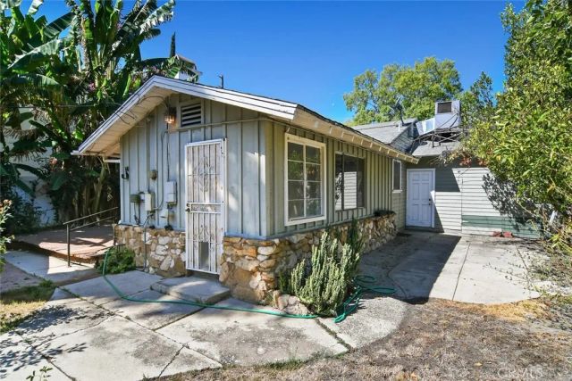 5136 Noble Ave, Sherman Oaks, CA 91403