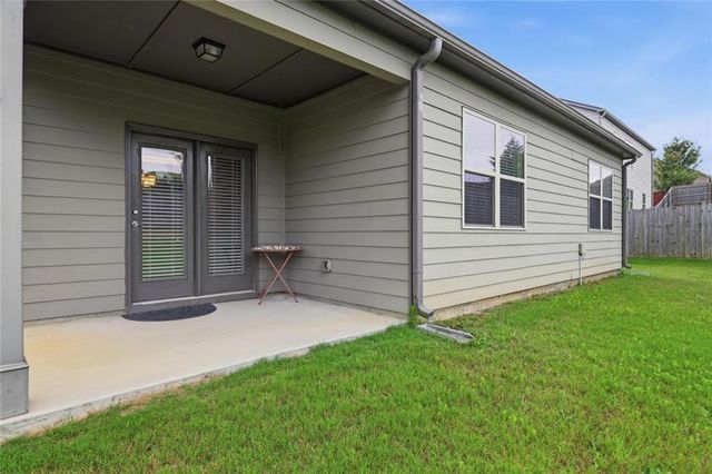 8482 Glenview Street, Douglasville, GA 30134