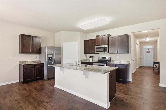 8482 Glenview Street, Douglasville, GA 30134