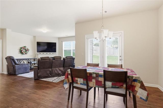 8482 Glenview Street, Douglasville, GA 30134