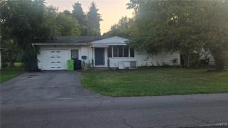 213 Sunflower Drive, Salina, NY 13088