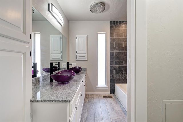 12136 Thorn Ridge Road, Oklahoma City, OK 73120