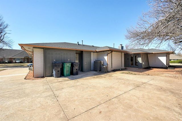 12136 Thorn Ridge Road, Oklahoma City, OK 73120