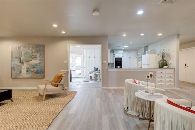 12136 Thorn Ridge Road, Oklahoma City, OK 73120