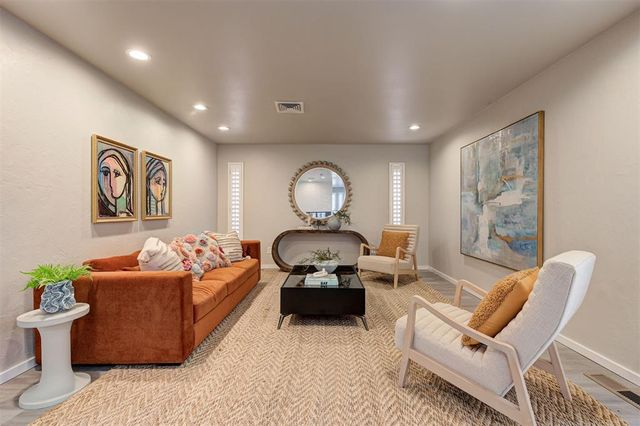 12136 Thorn Ridge Road, Oklahoma City, OK 73120