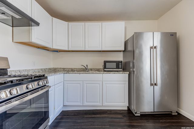 534 WALTON AVE, San Antonio, TX 78225