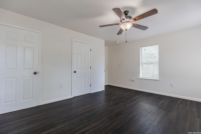 534 WALTON AVE, San Antonio, TX 78225