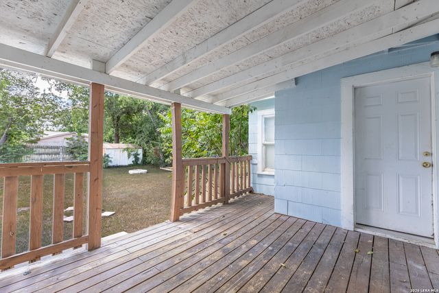 534 WALTON AVE, San Antonio, TX 78225