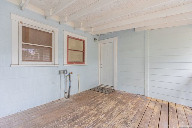 534 WALTON AVE, San Antonio, TX 78225