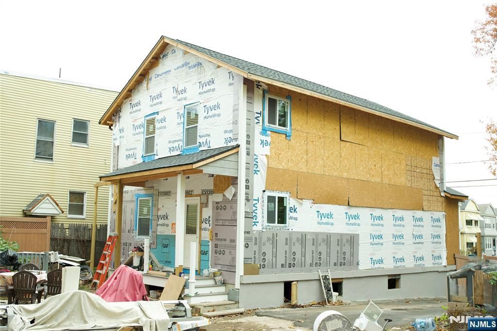 39 Wolcott Terrace, Newark, NJ 07112