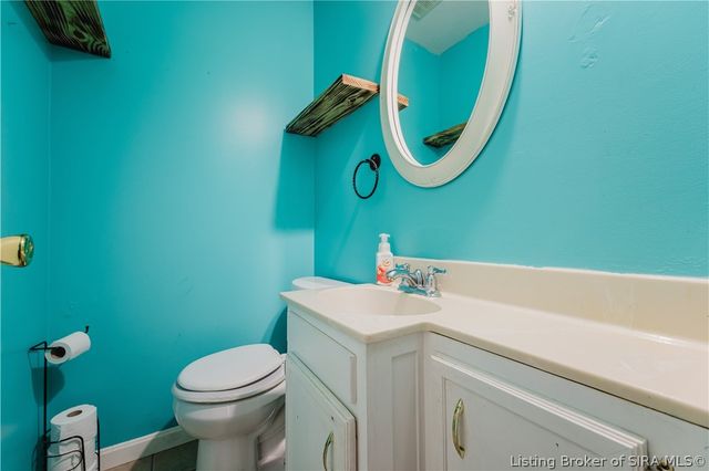 613 Catalpa Street, Sellersburg, IN 47172