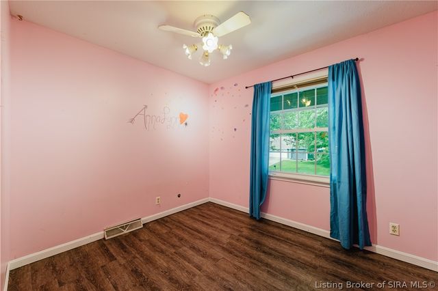 613 Catalpa Street, Sellersburg, IN 47172