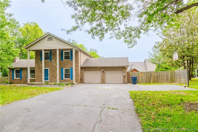 613 Catalpa Street, Sellersburg, IN 47172