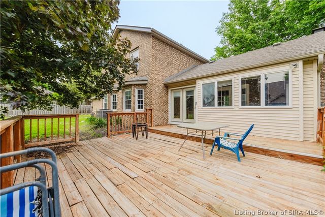 613 Catalpa Street, Sellersburg, IN 47172