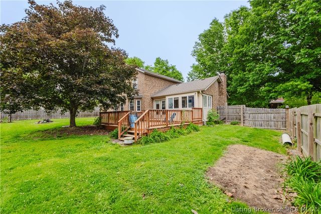 613 Catalpa Street, Sellersburg, IN 47172