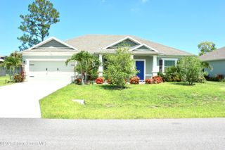 443 Biscayne Avenue NW, Palm Bay, FL 32907