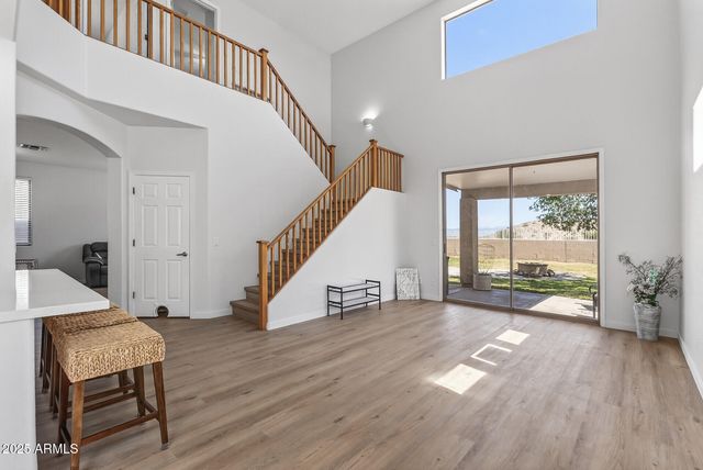 18132 W CARDINAL Drive, Goodyear, AZ 85338