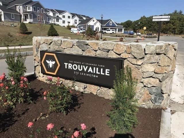 299 Lexington St 31, Woburn, MA 01801