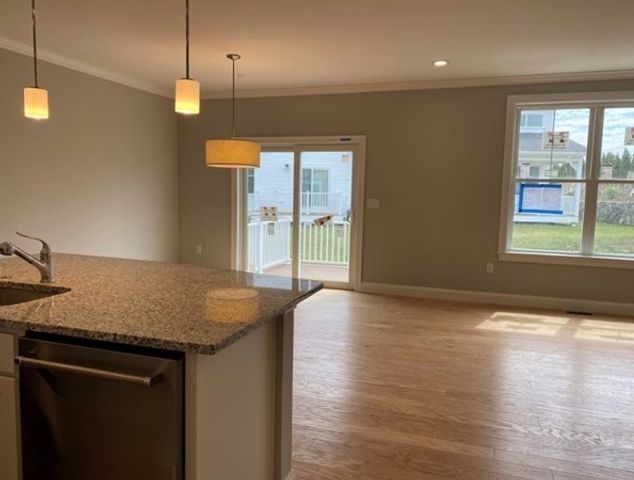 299 Lexington St 31, Woburn, MA 01801