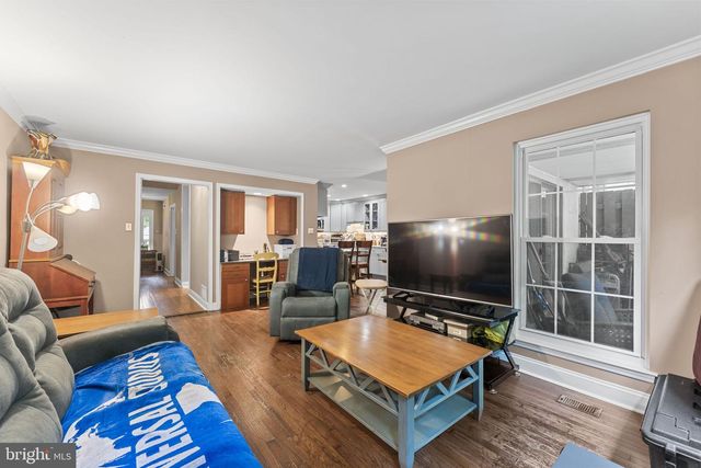 802 WEATHERSTONE DR, Paoli, PA 19301