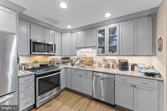 802 WEATHERSTONE DR, Paoli, PA 19301