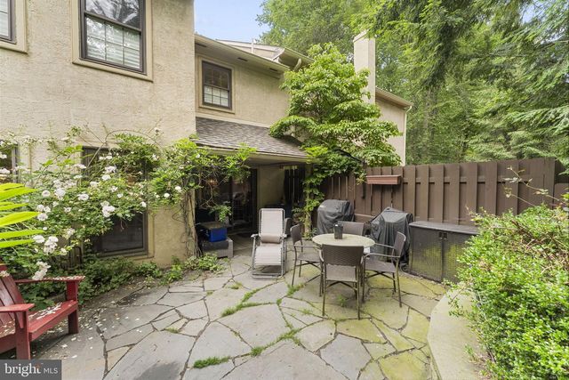 802 WEATHERSTONE DR, Paoli, PA 19301