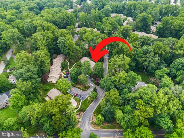 802 WEATHERSTONE DR, Paoli, PA 19301