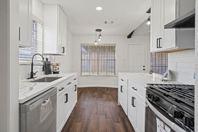 15403 Blueridge Road, Houston, TX 77489