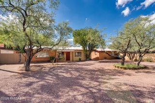 1425 N Sycamore Boulevard, Tucson, AZ 85712
