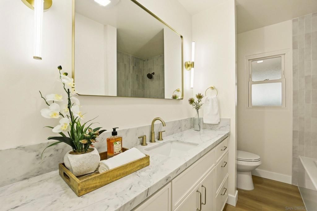 Image 13 of property listing at 12043 Gay Rio, Lakeside, CA 92040
