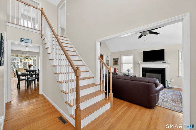 5 South Hollow 5, East Hampton, CT 06424