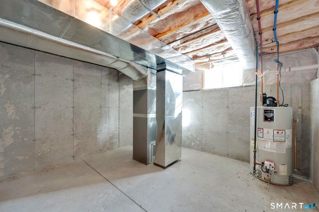 5 South Hollow 5, East Hampton, CT 06424