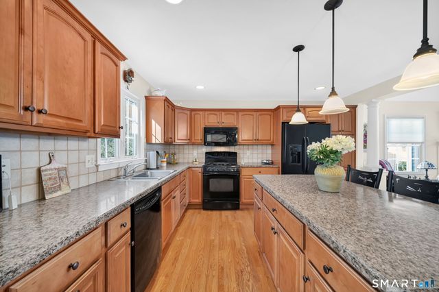 5 South Hollow 5, East Hampton, CT 06424