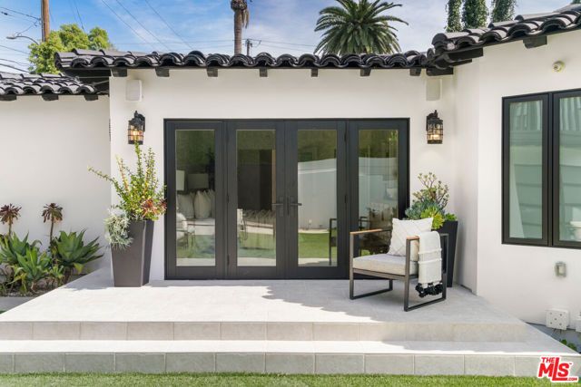 813 N Doheny Drive, Beverly Hills, CA 90210