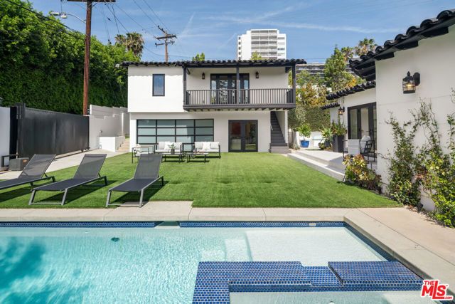 813 N Doheny Drive, Beverly Hills, CA 90210