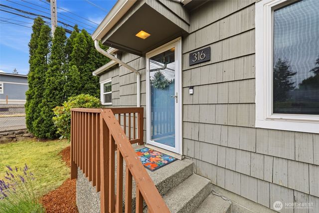 316 SW 124th Street, Seattle, WA 98146