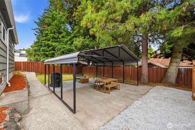 316 SW 124th Street, Seattle, WA 98146