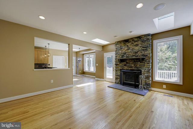 4689 OCCOQUAN OVERLOOK, Woodbridge, VA 22192