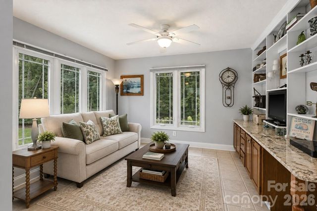 231 Kimberly Ann Drive, Hendersonville, NC 28792