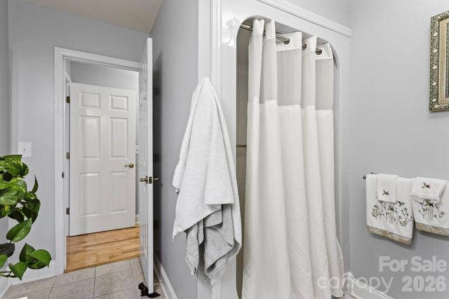 231 Kimberly Ann Drive, Hendersonville, NC 28792